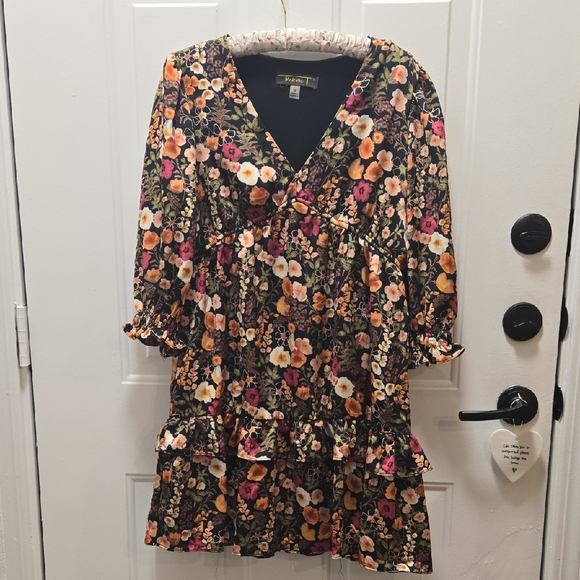 Floral V-Neck Dress with Ruffle Hem - Picture 1 of 8